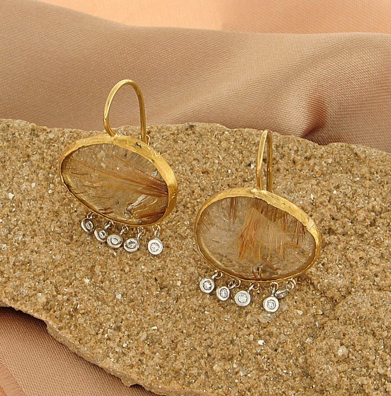 Rutilated Quartz and diamonds. - Image 2